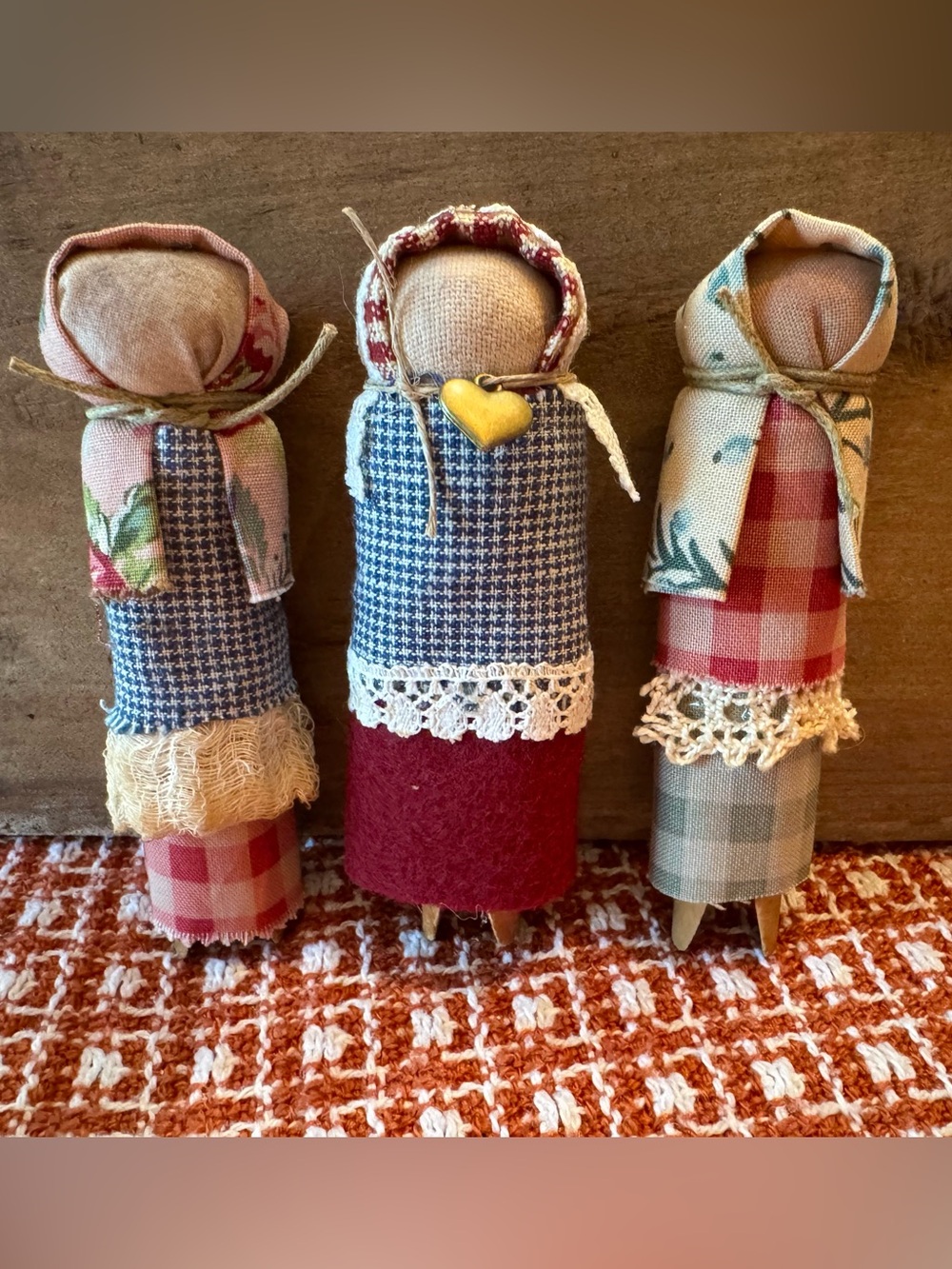 Handmade Folk Art Fabric Vtg. Wooden Primitive Peg Clothespin Dolls (3) 4.5”